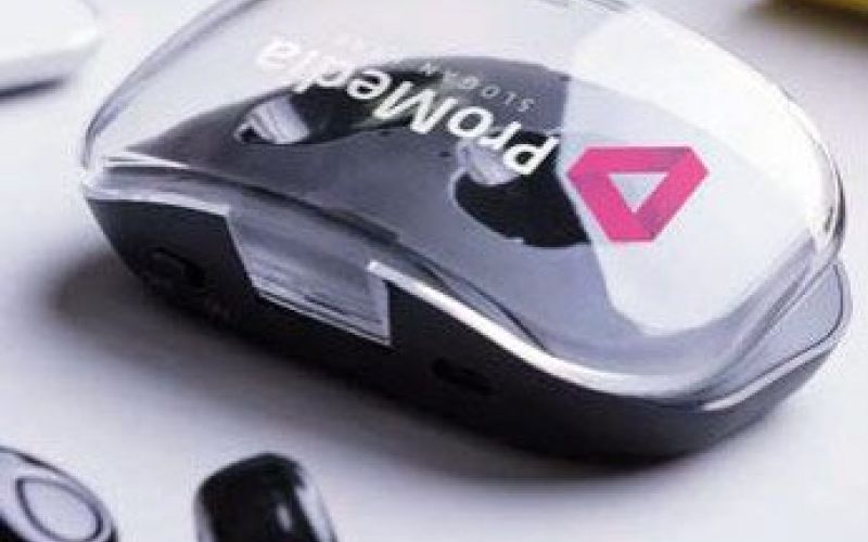 Ratón de carcasa transparente